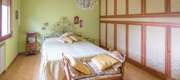 6-Zimmer Haus in Mercato Saraceno, Italy, Nr. 238139 33
