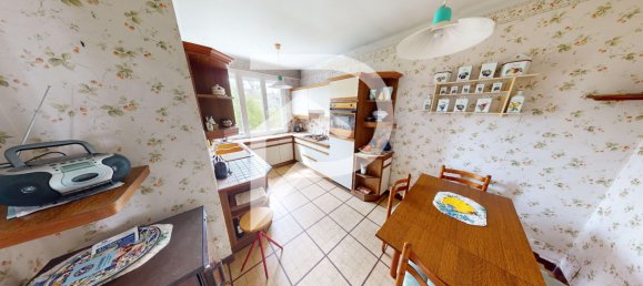 4 bedrooms House in Chateauroux, France No. 71275 7