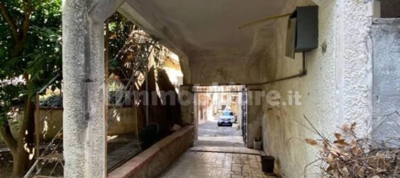 8 bedrooms Apartment in Carini, Italy No. 84708 9