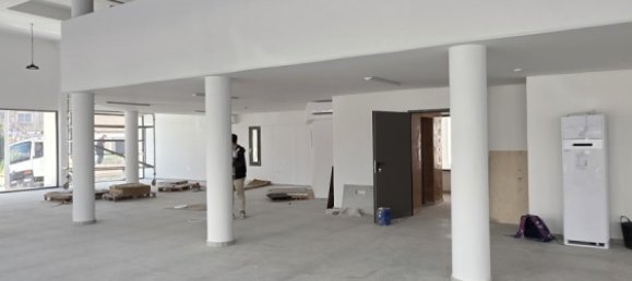 Магазин 750м² в Строволос, Никосия, Кипр № 173064 9
