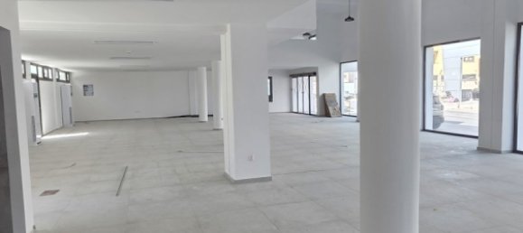 Магазин 750м² в Строволос, Никосия, Кипр № 173064 3