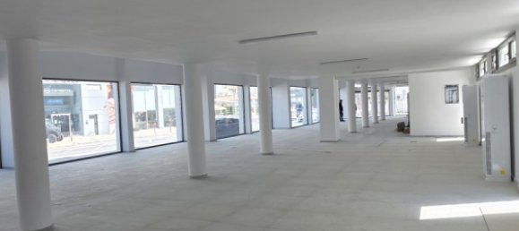 Магазин 750м² в Строволос, Никосия, Кипр № 173064 2