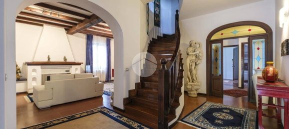 Вилла с 4 спальнями в Вермеццо кон Дзело, Италия № 295944 11