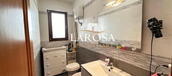 8 rooms Villa in Lizzanello, Italy No. 83714 10