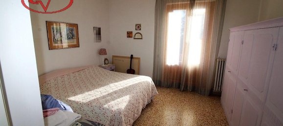 7-Zimmer Villa in Loro Ciuffenna, Italy, Nr. 235703 15