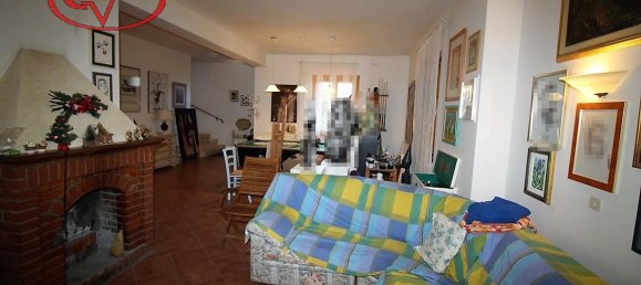 7-Zimmer Villa in Loro Ciuffenna, Italy, Nr. 235703 10