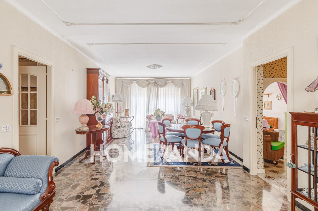 Apartamento de 5 divisões em Rome, Italy N.º 84777