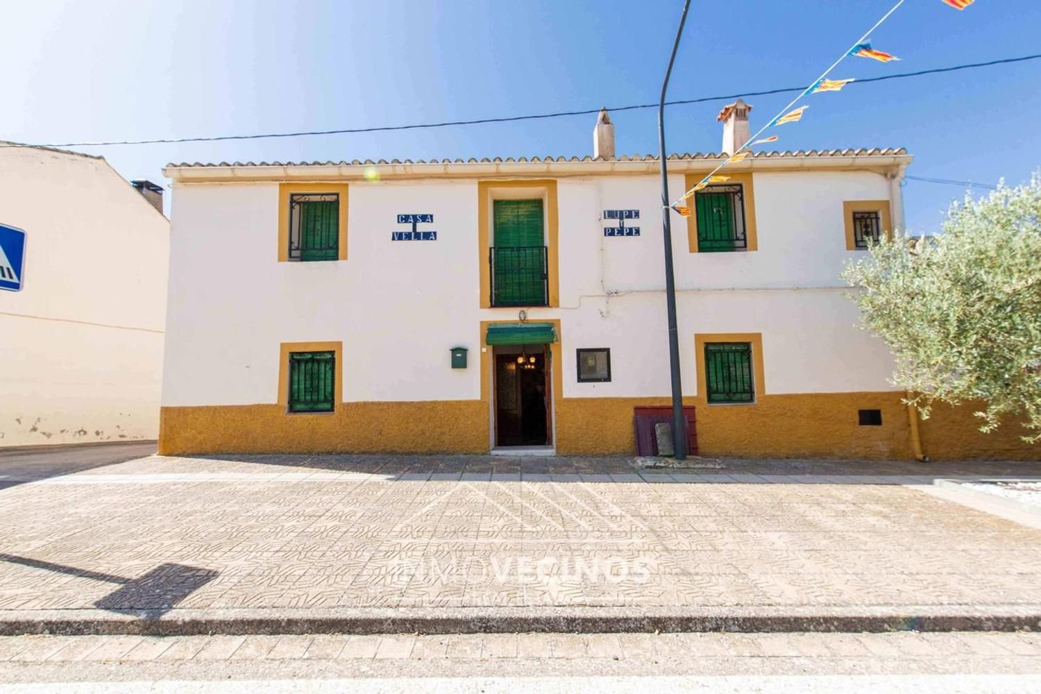 5 bedrooms House in Cortes De Pallas, Spain No. 110633