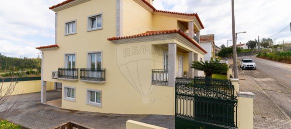 6 chambres Maison à Leiria, Portugal No. 27399 11