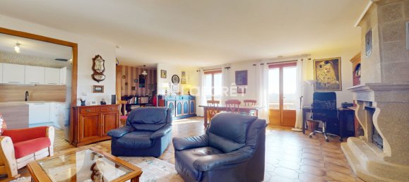 3 bedrooms House in Theize, France No. 203897 12