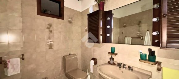 3 bedrooms House in Angolo Terme, Italy No. 89018 24