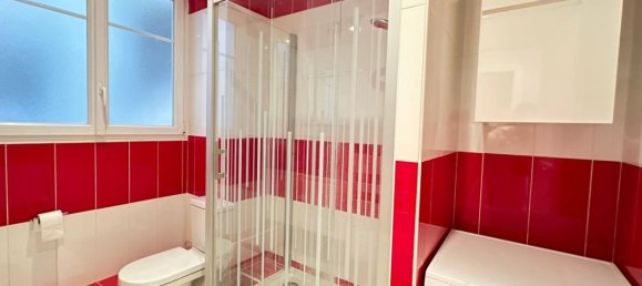 2 bedrooms Apartment in Paris, France No. 325268 4