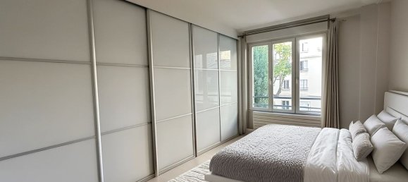 2 bedrooms Apartment in Paris, France No. 325268 2