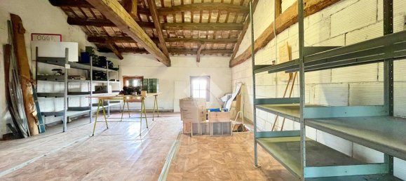 2-salle Propriété commerciale à Udine, Italy No. 271775 24