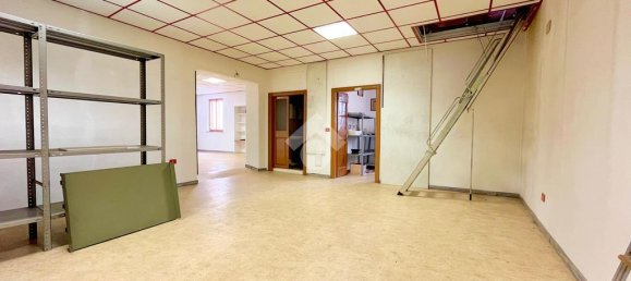 2-salle Propriété commerciale à Udine, Italy No. 271775 30