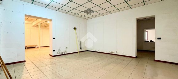 2-salle Propriété commerciale à Udine, Italy No. 271775 7