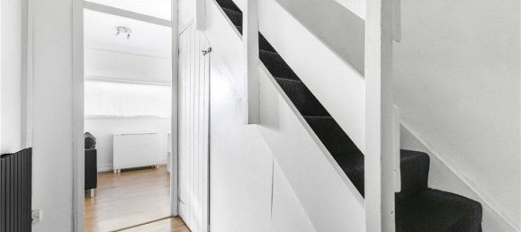 3 bedrooms Apartment in London, United Kingdom No. 8738 23