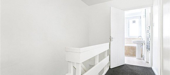 3 bedrooms Apartment in London, United Kingdom No. 8738 19