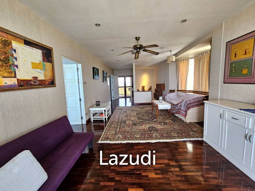 3 bedrooms Duplex in Sattahip, Thailand No. 17202