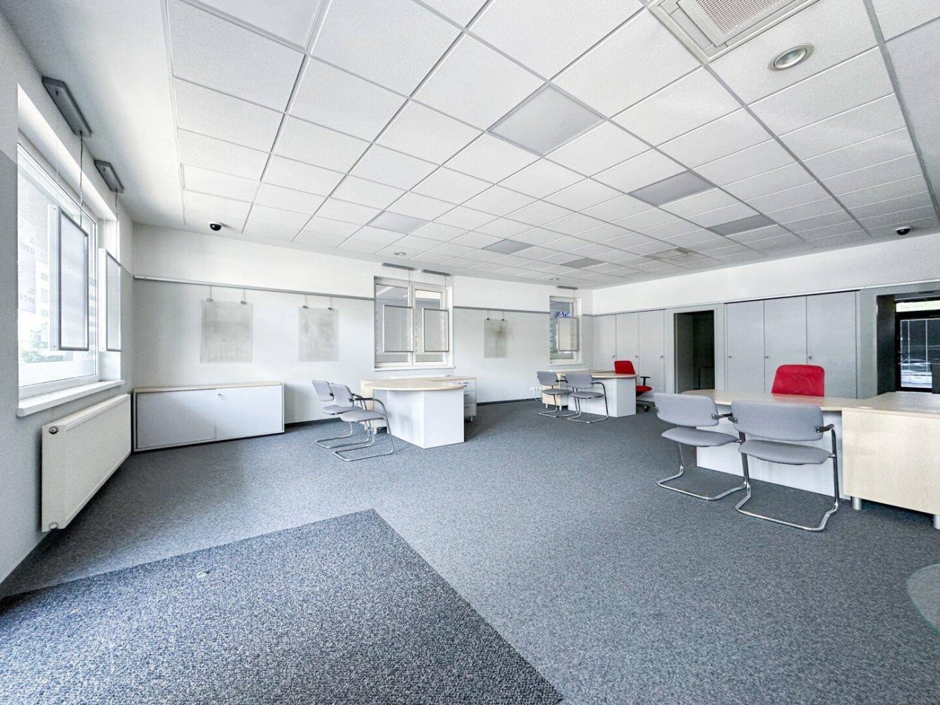 131m² Office in Graz, Austria No. 212390