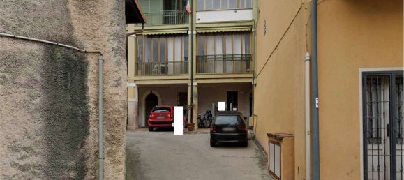 3 rooms Apartment in Brescia, Italy No. 314792 12