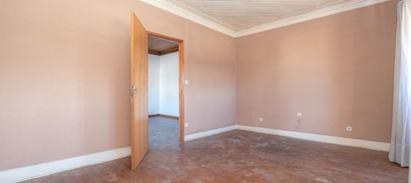 4 غرف نوم منزل في Vila Nova de Poiares, Portugal رقم 14299 4