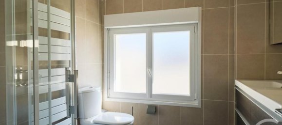 Дом с 3 спальнями в Манш, Франция № 357305 11