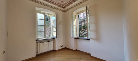 3 rooms Apartment in Favale di Malvaro, Italy No. 276116 9