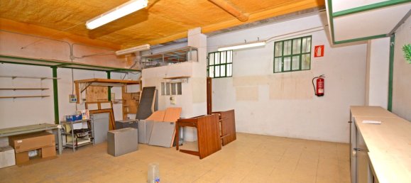 141m² Commercial property in Zaragoza, Spain No. 64463 9