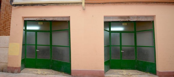 141m² Commercial property in Zaragoza, Spain No. 64463 2