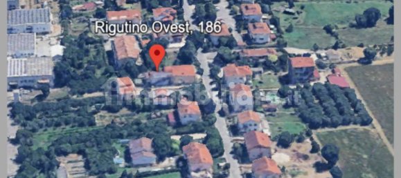 6 غرف نوم شقة في Arezzo, Italy رقم 338214 20