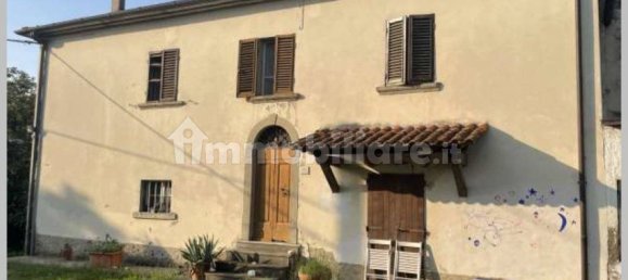 6 غرف نوم شقة في Arezzo, Italy رقم 338214 16