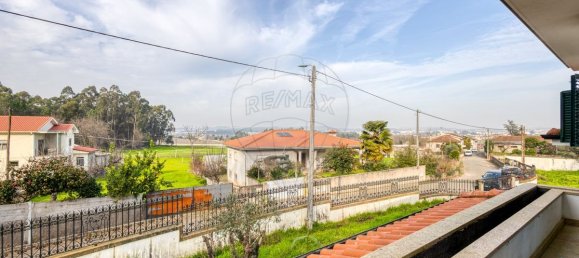 Casa de 3 dormitorios en Trofa, Portugal No. 171198 36