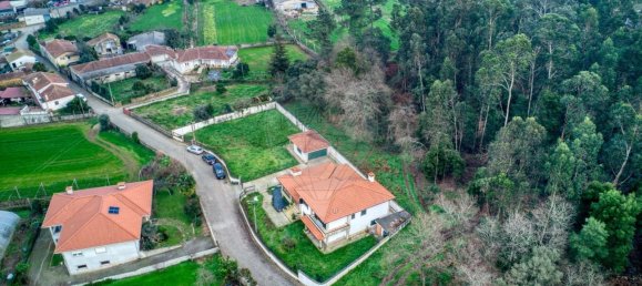 Casa de 3 dormitorios en Trofa, Portugal No. 171198 2