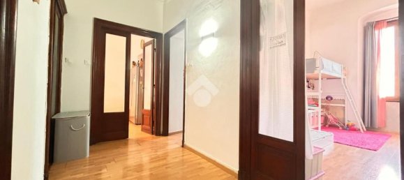 4 rooms Apartment in La Spezia, Italy No. 105770 16