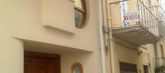 3 Schlafzimmer Haus in Scicli, Italy, Nr. 85552 17