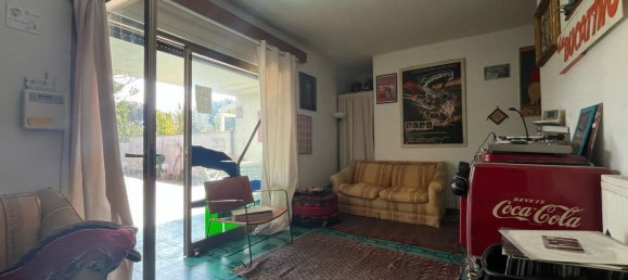 Дом с 6 комнатами в Фьюмичино, Италия № 229560 43