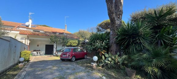 Дом с 6 комнатами в Фьюмичино, Италия № 229560 4