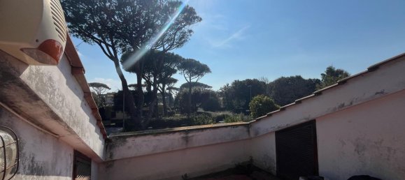 Дом с 6 комнатами в Фьюмичино, Италия № 229560 61