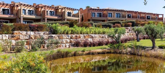 2 bedrooms House in Lagoa, Portugal No. 97043 3