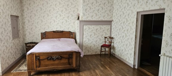 Casa T4 em Saint-Pardoux-Corbier, France N.º 98430 10