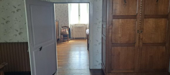 Casa T4 em Saint-Pardoux-Corbier, France N.º 98430 13