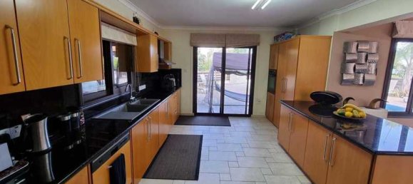 5 Schlafzimmer Haus in Paralimni, Cyprus, Nr. 10711 10