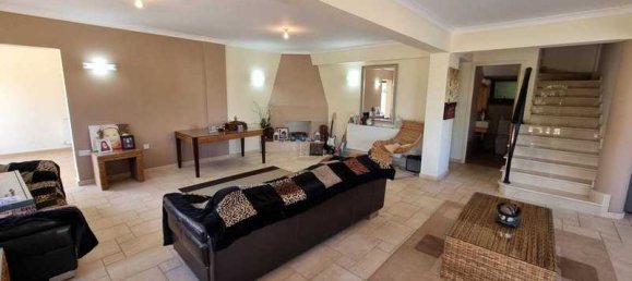 5 Schlafzimmer Haus in Paralimni, Cyprus, Nr. 10711 8