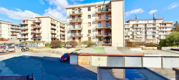 4 rooms Apartment in Catania, Italy No. 112465 6