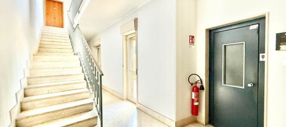 4 rooms Apartment in Catania, Italy No. 112465 7