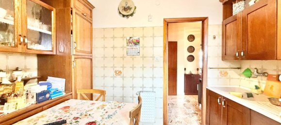 4 rooms Apartment in Catania, Italy No. 112465 11