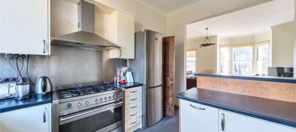 3 bedrooms Apartment in London, United Kingdom No. 7619 8