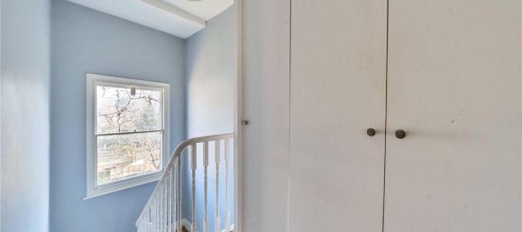 3 bedrooms Apartment in London, United Kingdom No. 7619 9