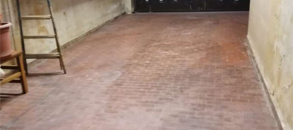 3 bedrooms Apartment in Prato, Italy No. 153061 17